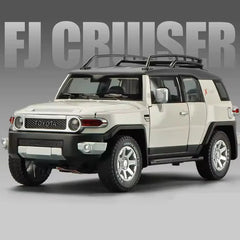 1:24 Scale Diecast Toyota FJ Cruiser SUV Model