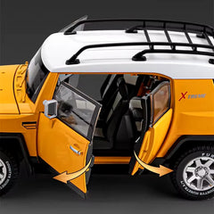 1:24 Scale Diecast Toyota FJ Cruiser SUV Model